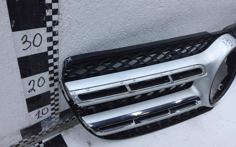 Решетка радиатора