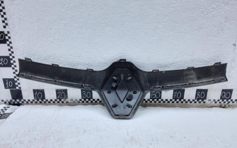 Накладка на решетку радиатора