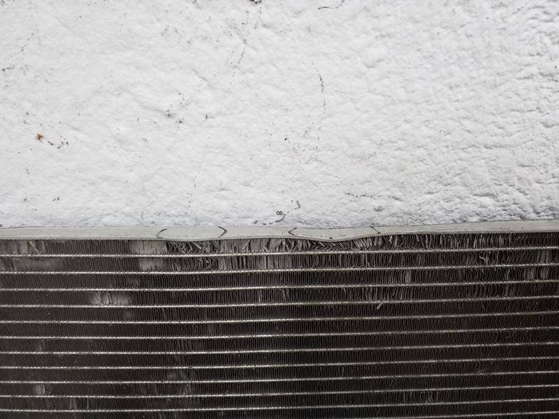 Радиатор кондиционера / конденсер