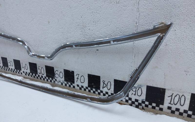 Накладка на решетку радиатора