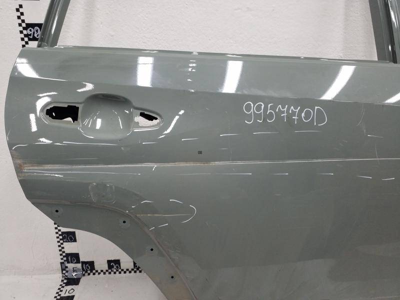 Дверь задняя правая