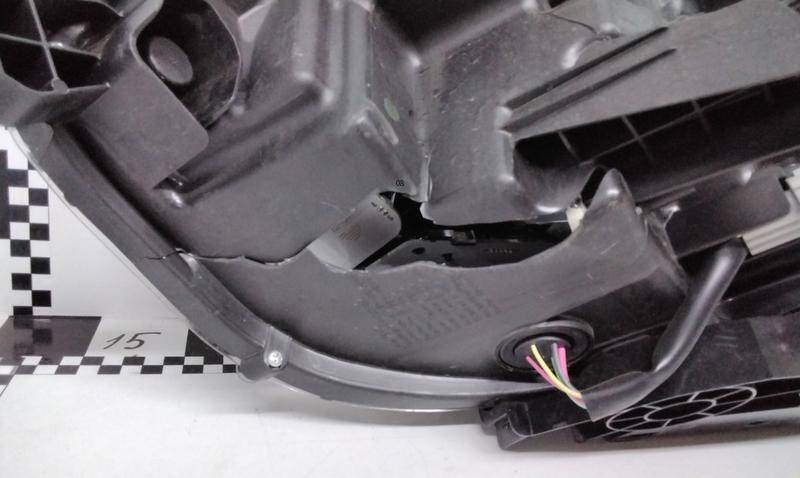 Фара правая