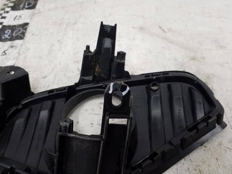 Накладка переднего бампера правая