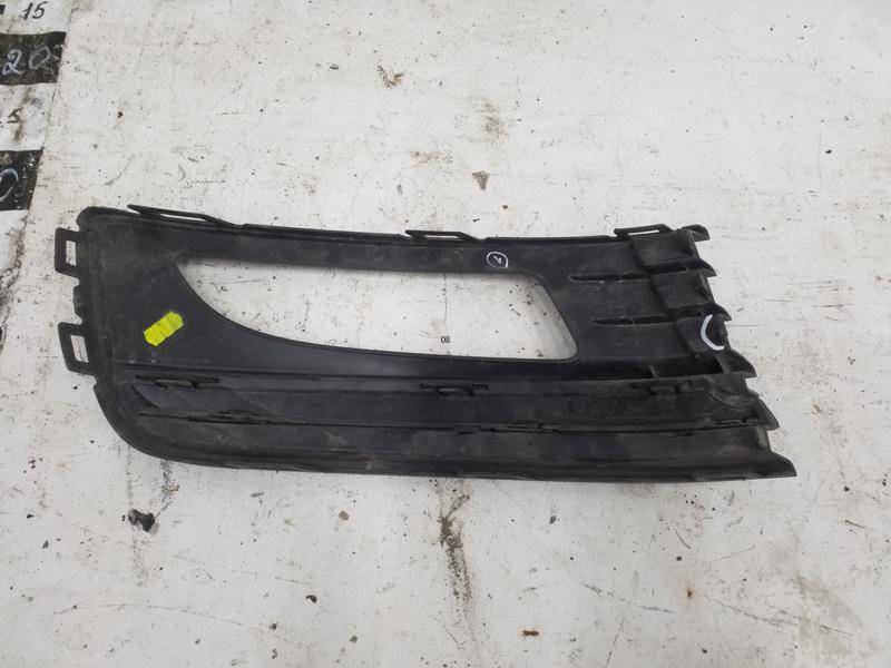 Накладка переднего бампера левая