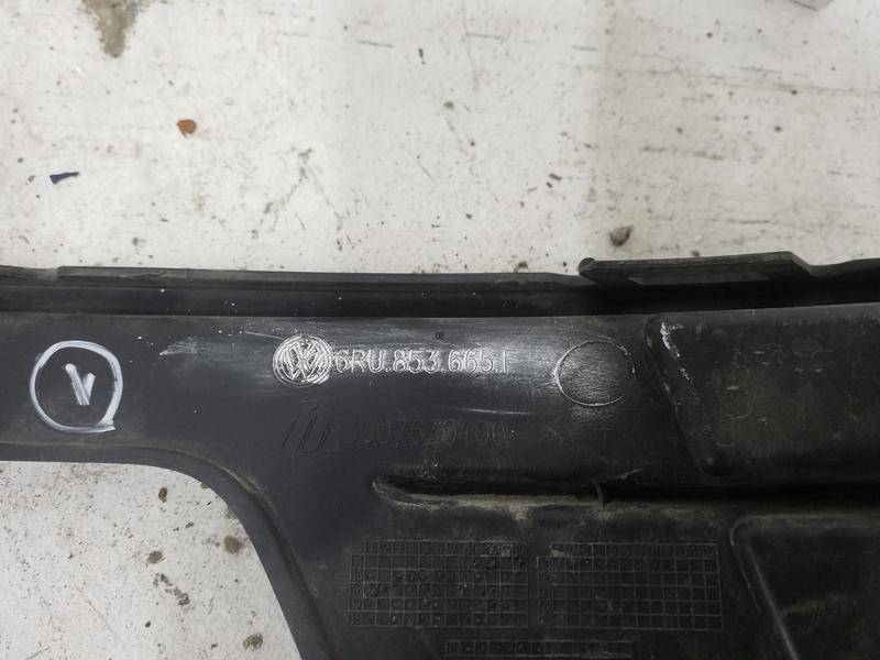 Накладка переднего бампера левая