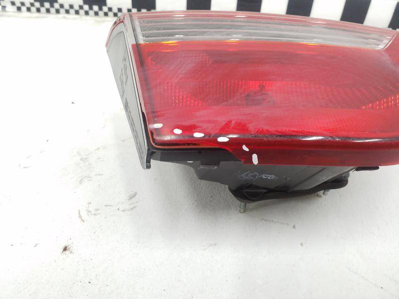 Фонарь задний внутренний левый