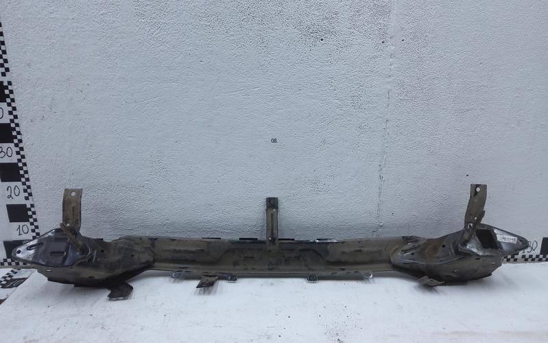 Усилитель заднего бампера