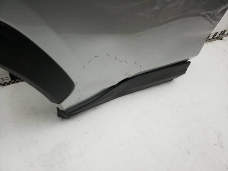 Дверь задняя правая