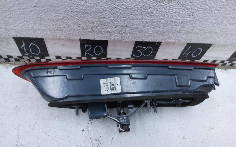 Фонарь задний внутренний правый