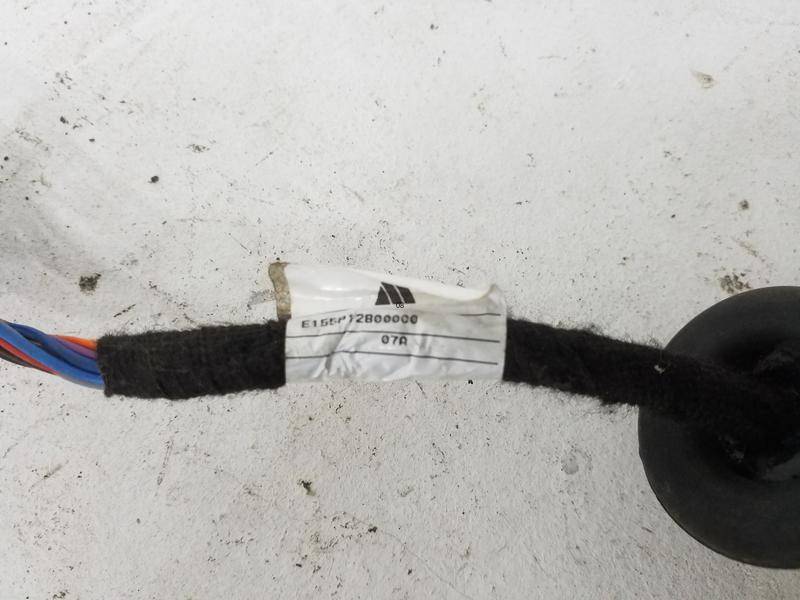 Зеркало правое электрическое