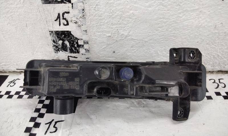 Фара противотуманная правая