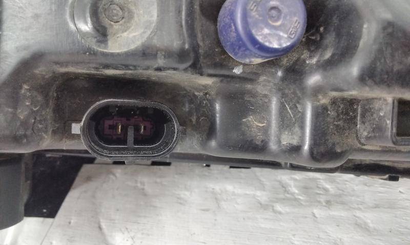 Фара противотуманная правая