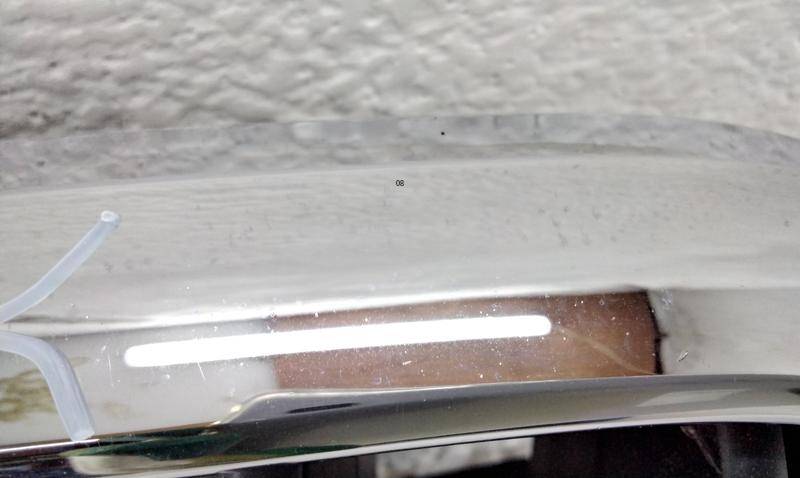 Решетка радиатора левая