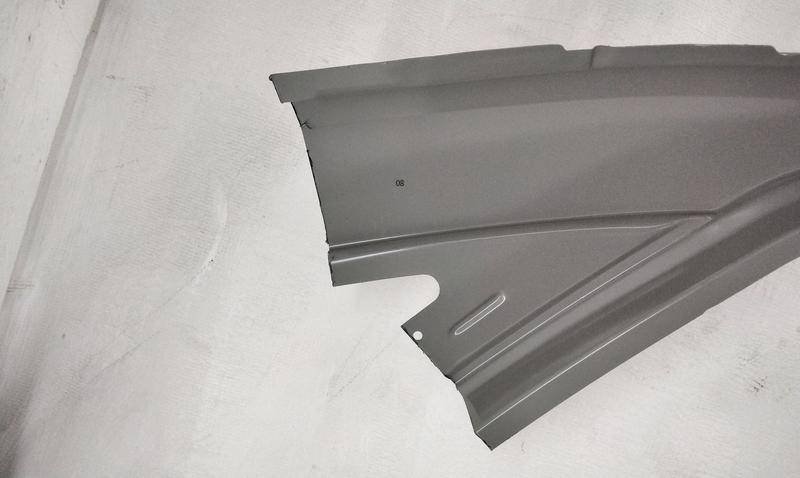 Кузовной элемент