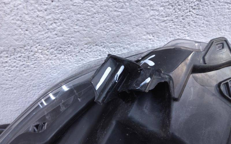 Фара правая