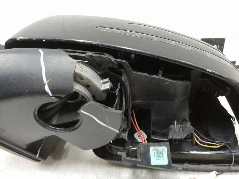 Зеркало левое электрическое