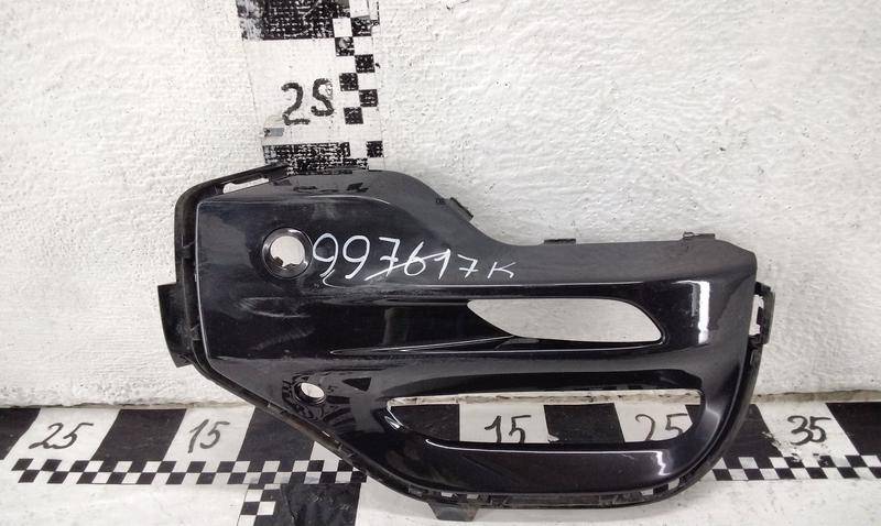 Накладка переднего бампера правая