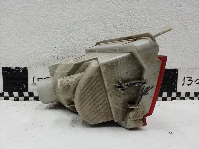 Фонарь задний в бампер правый