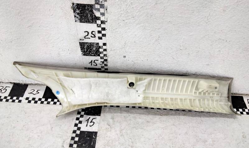 Обшивка стойки