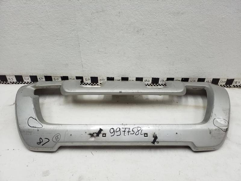 Накладка переднего бампера