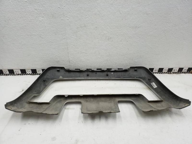 Накладка переднего бампера