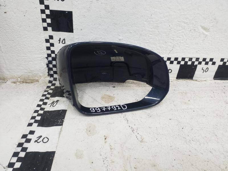 Накладка зеркала правого