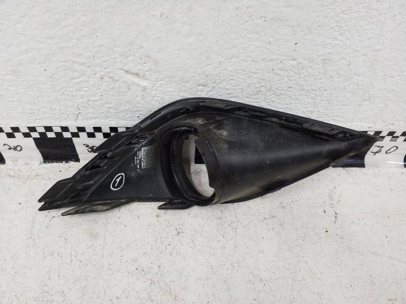 Накладка переднего бампера левая