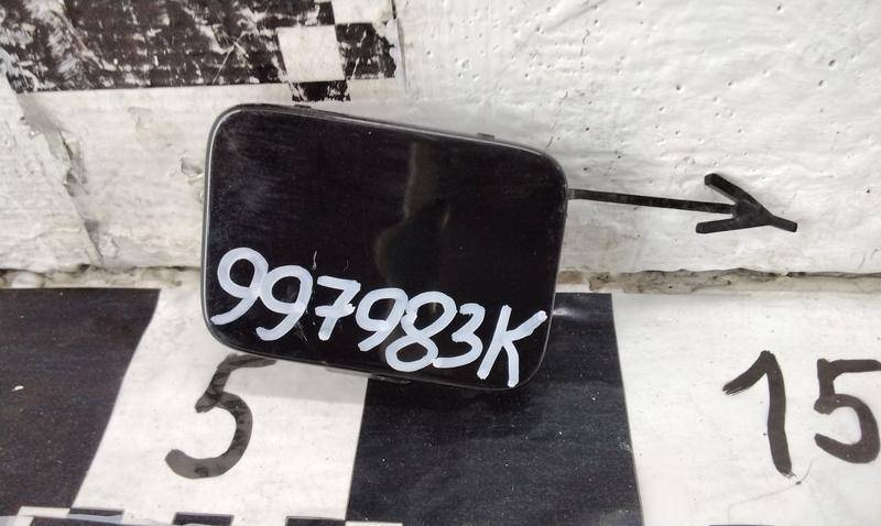 Заглушка буксировочного крюка