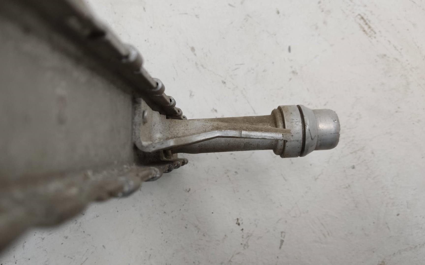 Радиатор охлаждения двигателя дополнительный