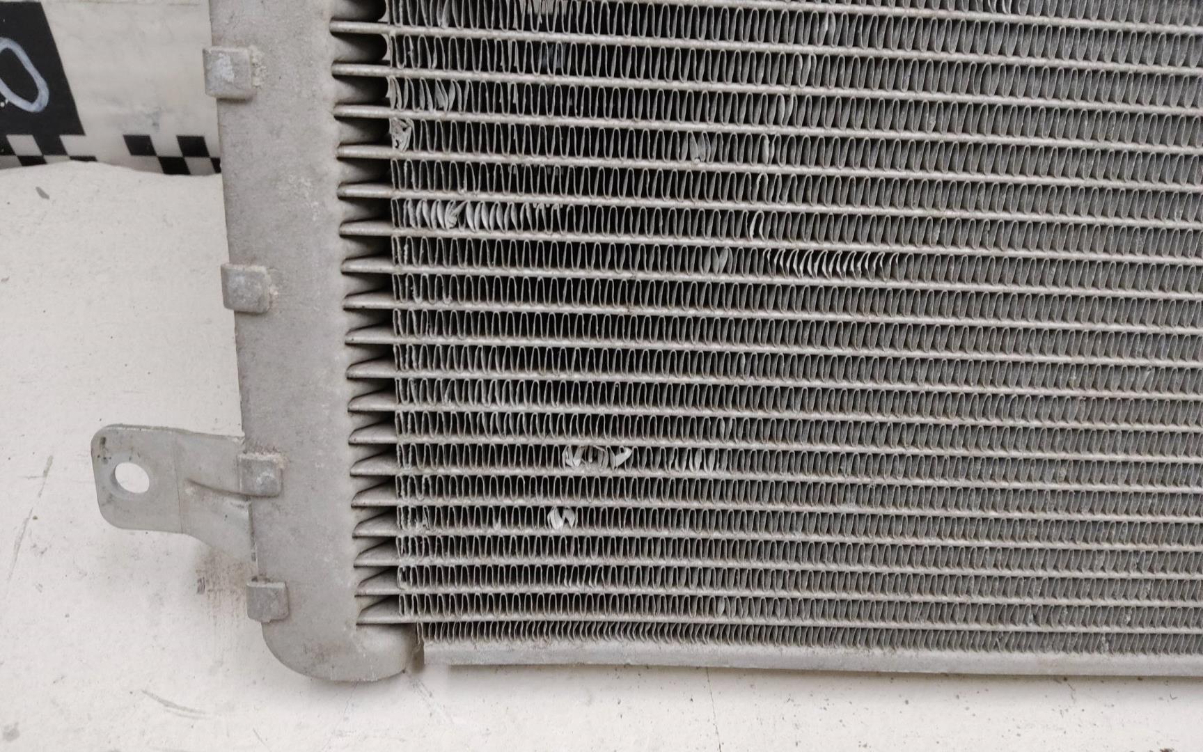 Радиатор охлаждения двигателя дополнительный