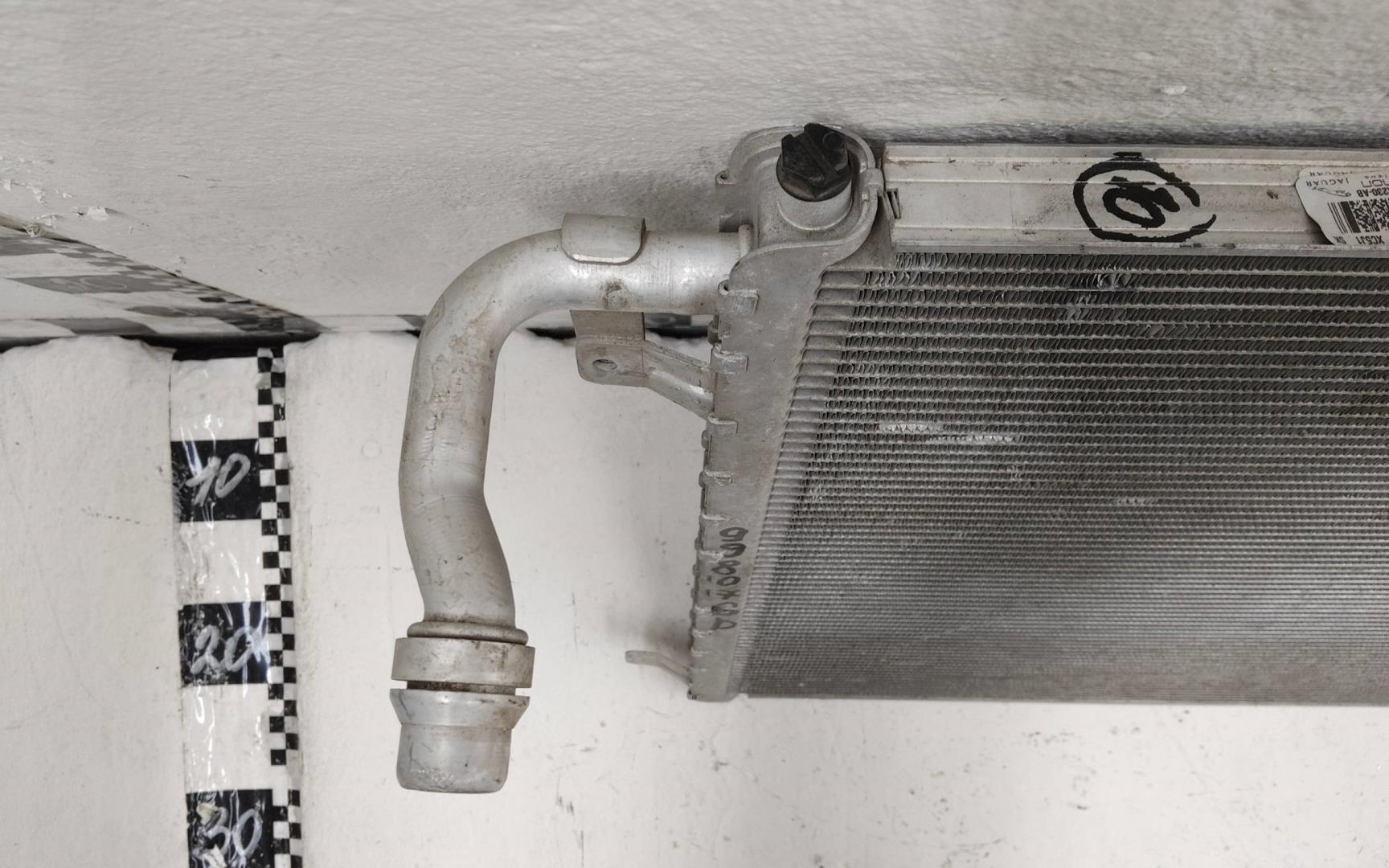 Радиатор охлаждения двигателя дополнительный