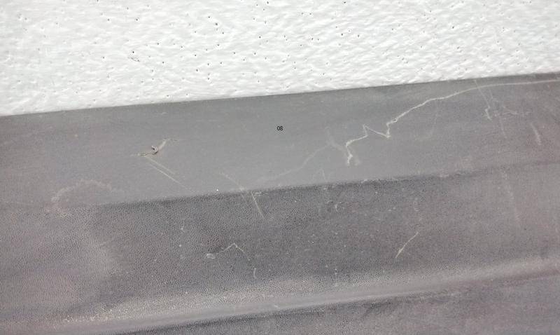 Накладка двери передней левой