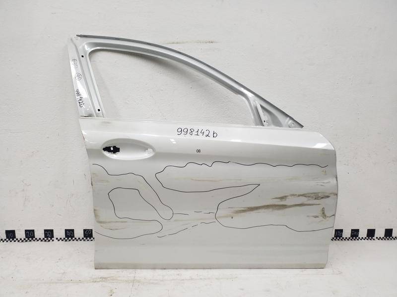 Дверь передняя правая