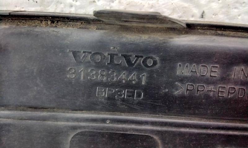 Накладка переднего бампера левая