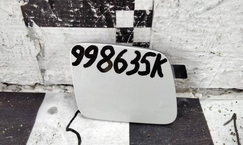 Заглушка буксировочного крюка