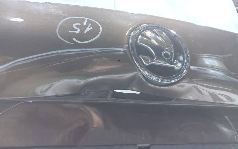 Крышка багажника