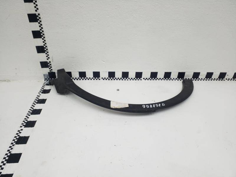 Накладка заднего крыла правого