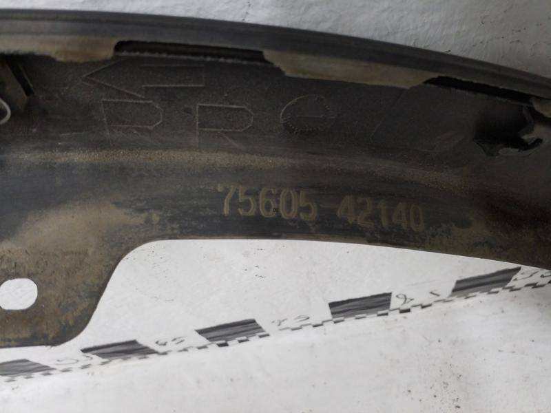 Накладка заднего крыла правого