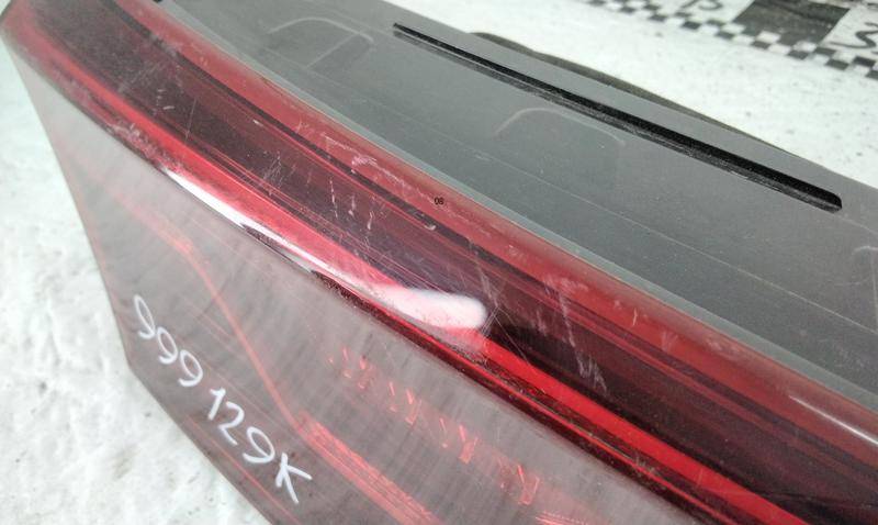 Фонарь задний внутренний левый