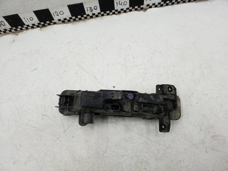 Фара противотуманная правая