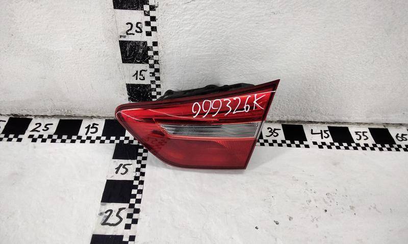 Фонарь задний внутренний правый