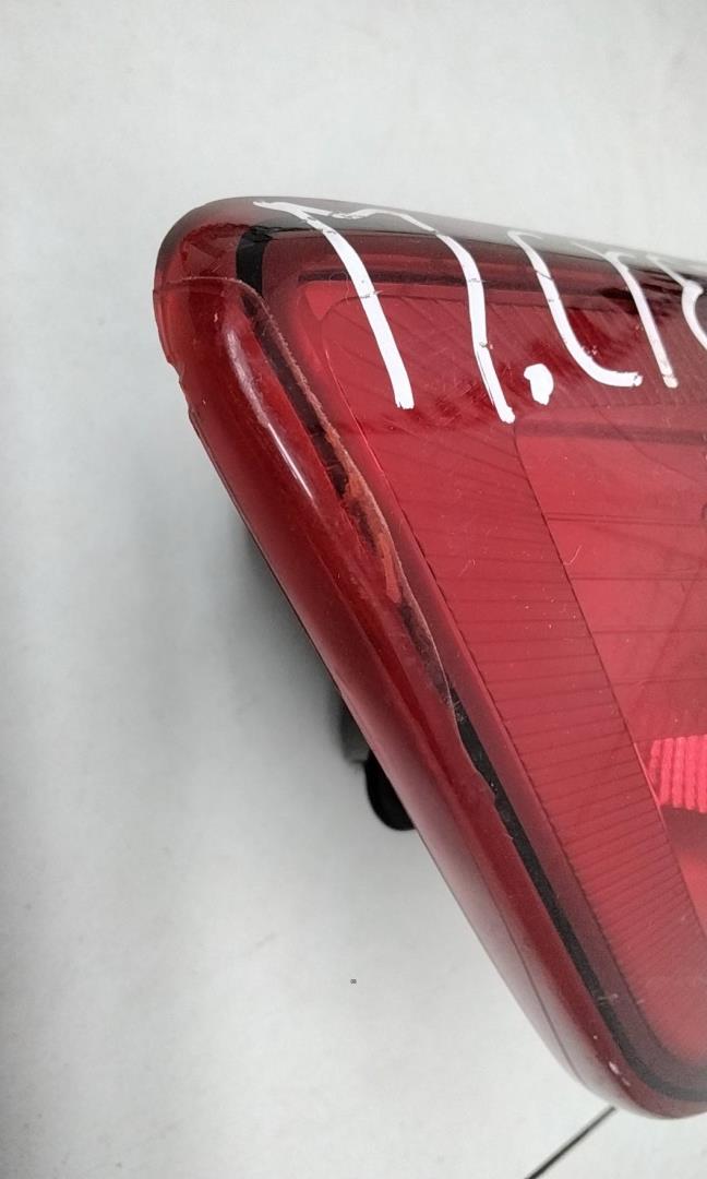 Фонарь задний внутренний правый