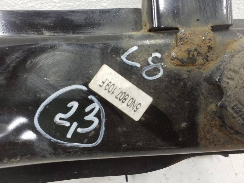 Усилитель переднего бампера