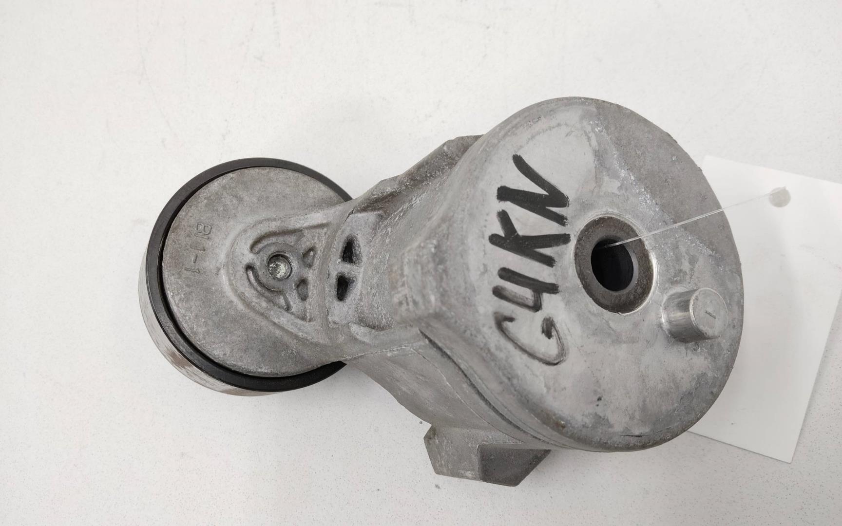 Натяжитель ремня