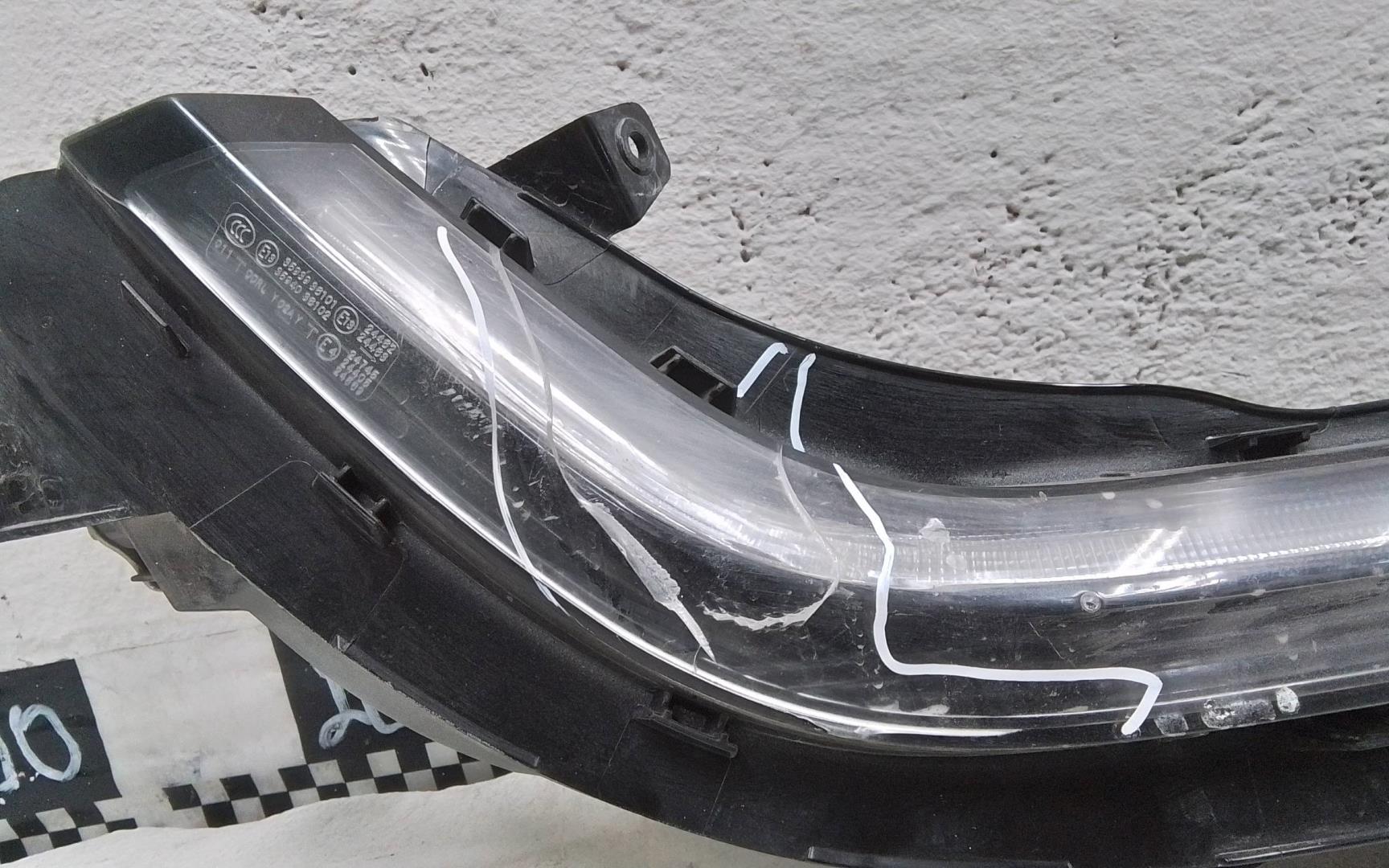 Фара дневного света правая (ходовые огни)