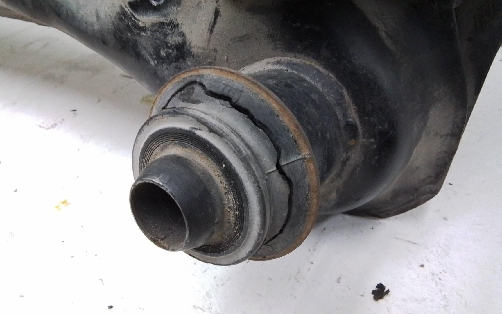 Балка подмоторная