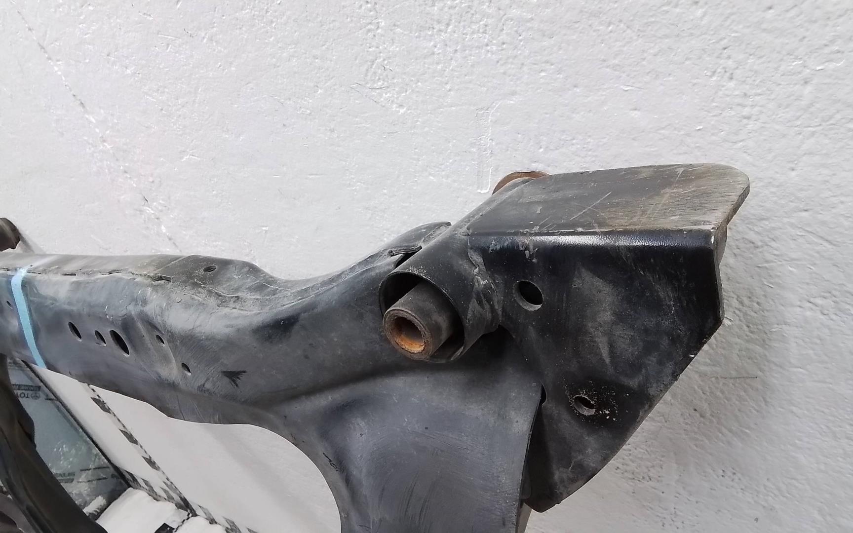 Балка подмоторная