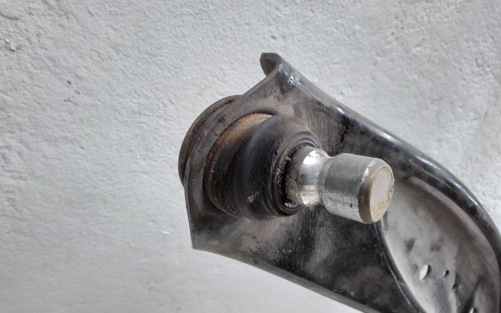 Балка подмоторная