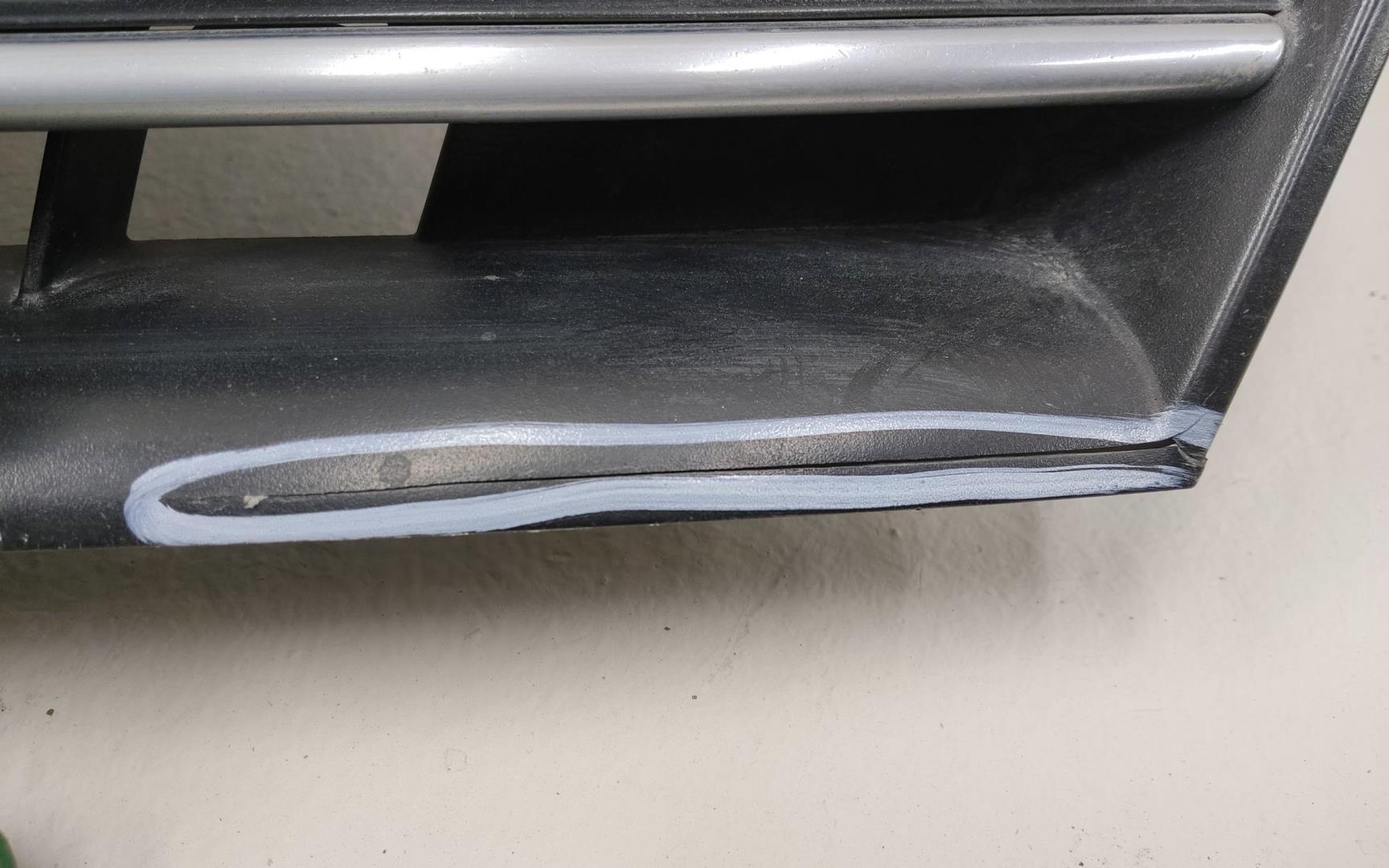 Решетка радиатора