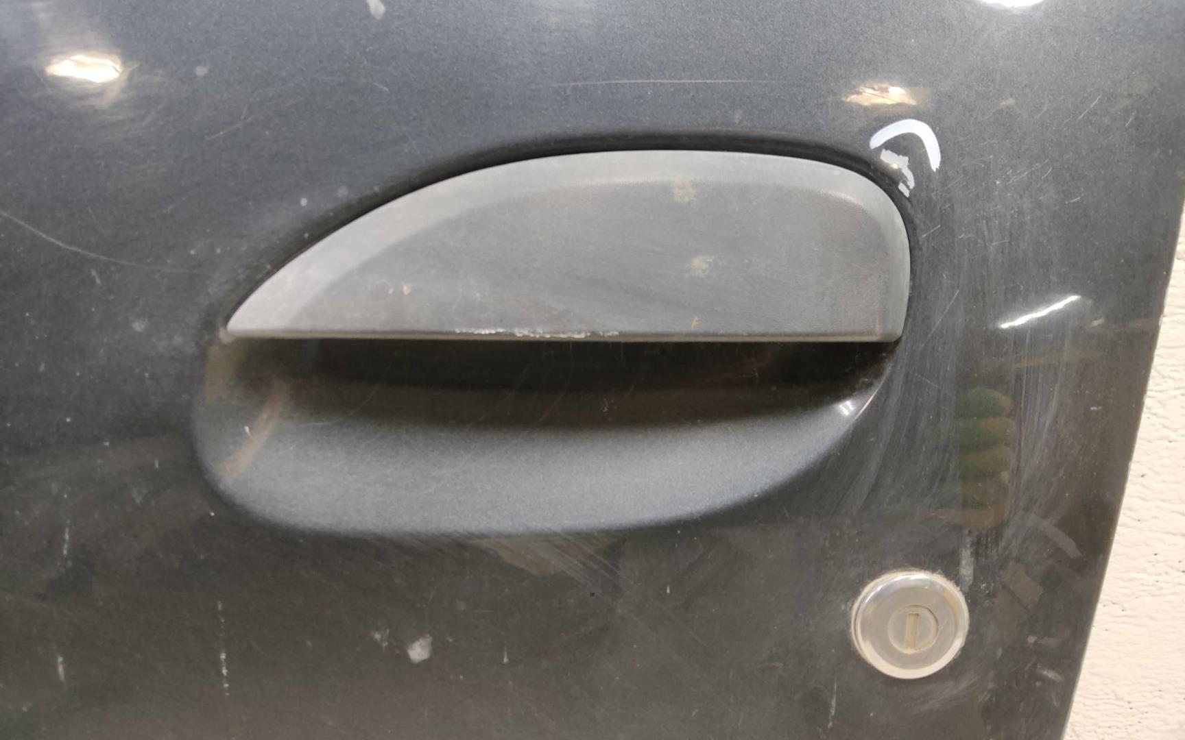 Дверь передняя левая